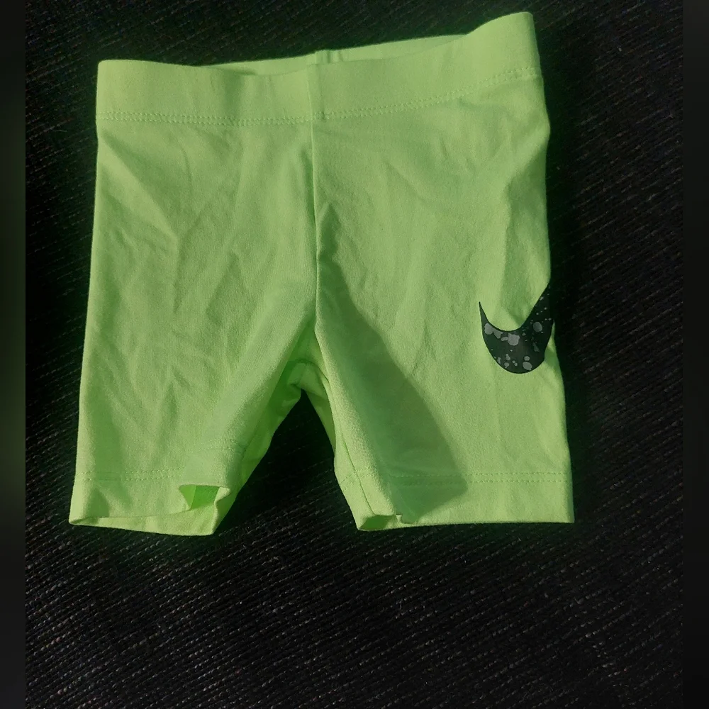 Nike neon green‎ shorts 12m